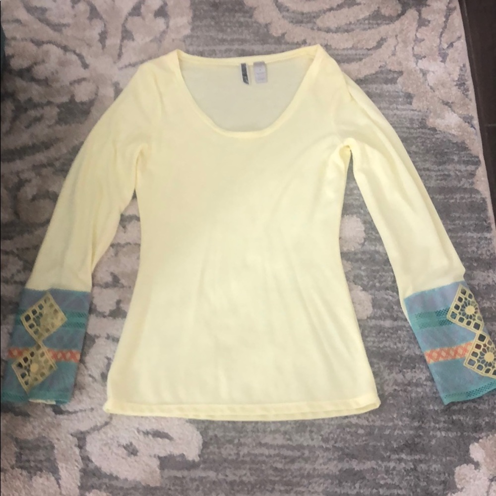 Long sleeve top